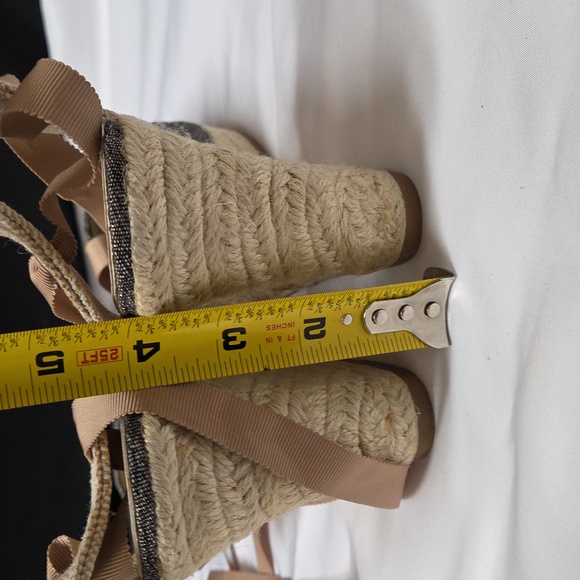 Elegant Brown Wedge Espadrilles - Picture 4 of 5